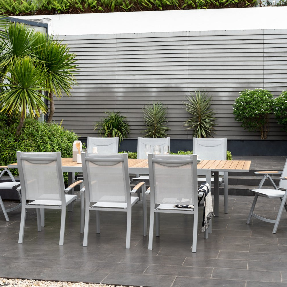 
                      
                        Panama Light Extendable Table
                      
                    