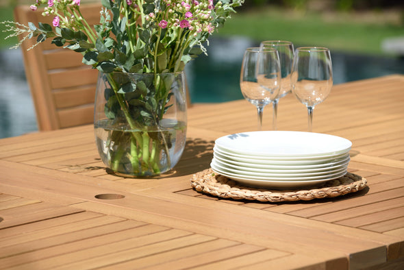 Leyland Table & 10 Catalina Stacking Armchair