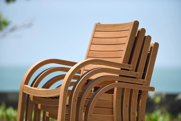 Leyland Table & 10 Catalina Stacking Armchair