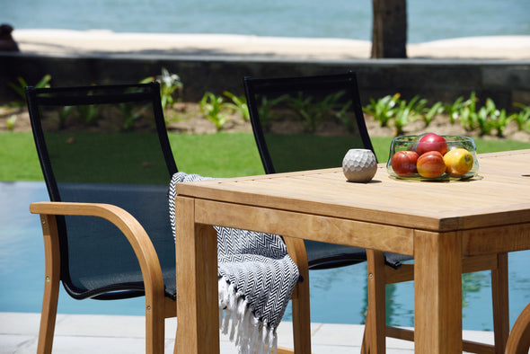 Rinjani Rectangular Table & 6 Manhattan Black Armchair