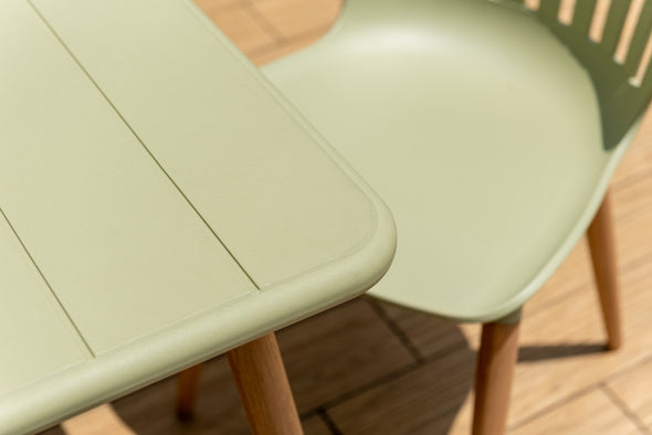 Nassau Square Table – Sage Green Social Plastic®