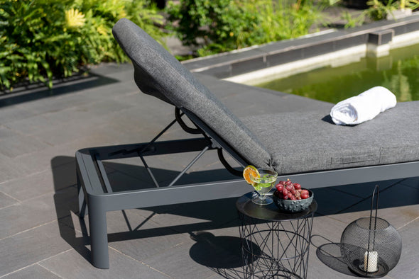 Portals Dark Sun Lounger - 1pc