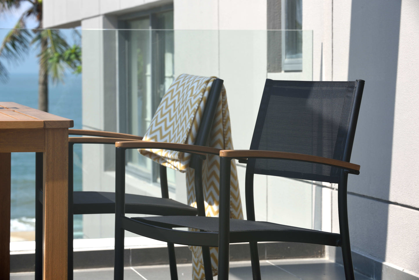 Orlando Rectangular Table and Vera Armchair Dining Set