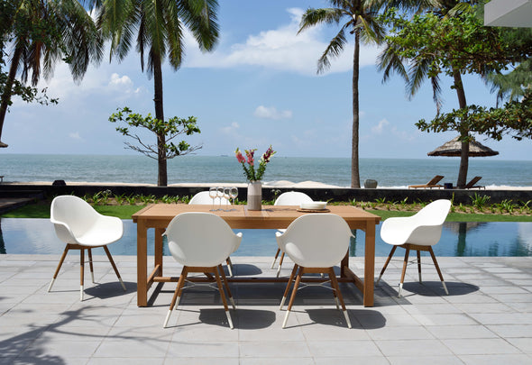 Leyland Lot Table & 8 Chamonix White Armchair